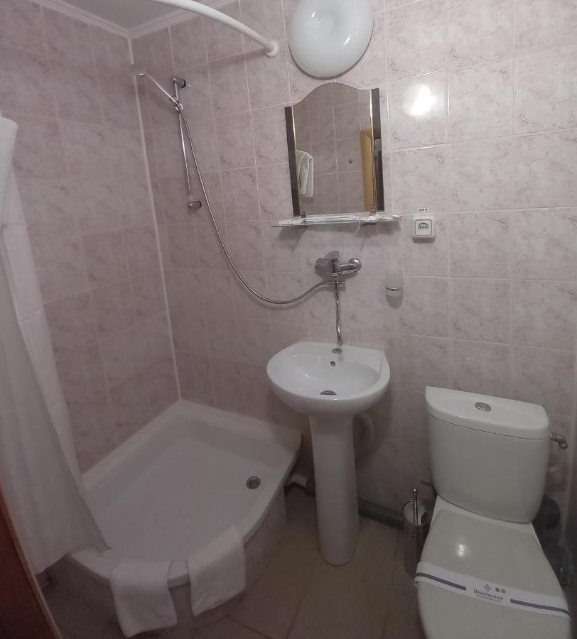 Mykolayiv Tourist Hotel Миколаїв Екстер'єр фото
