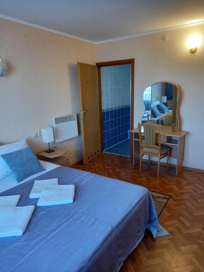 Mykolayiv Tourist Hotel Миколаїв Екстер'єр фото